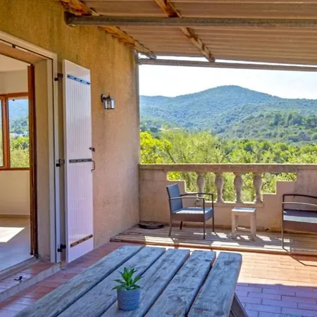 아파트 A Casa Molini Albitreccia